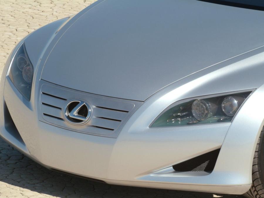  Lexus LF-C Concept 2004 года  (фото 3 из 112)